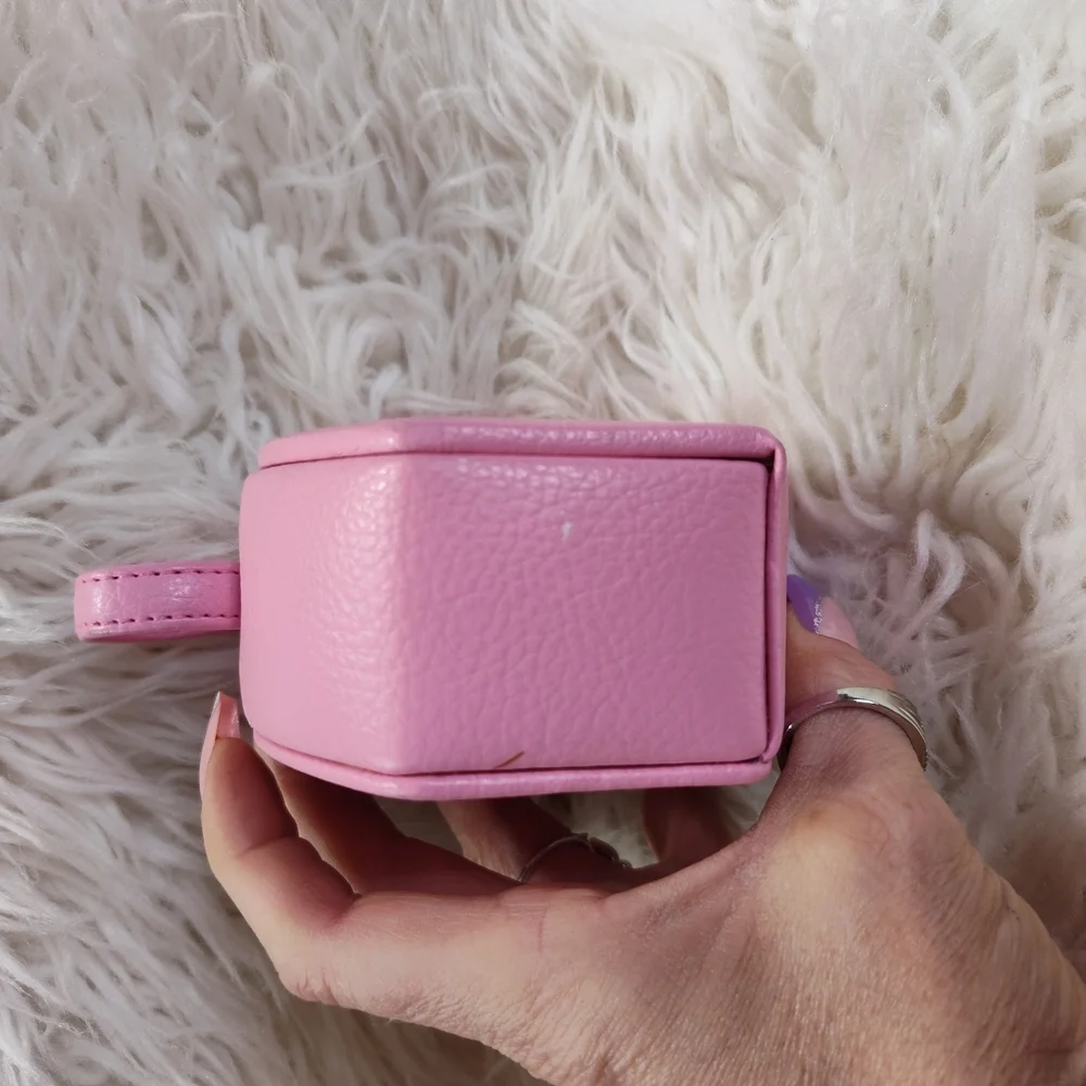Jeun Bags Alphabet J Pink Faux Leather Jewelry Box